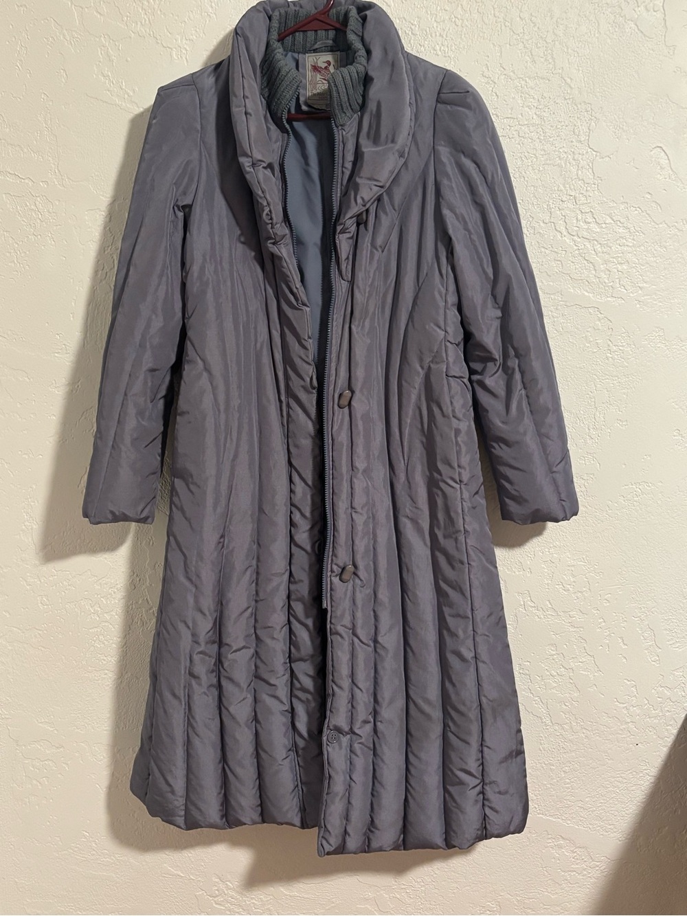 Vintage 1980s Long Quilted Puffer Coat in Light Gray with Shawl Collar